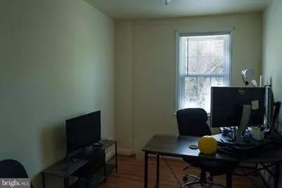 221 E Medwick Garth, Baltimore, MD 21228 - Photo 13