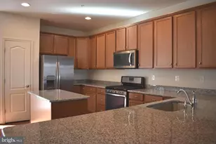 9421 Adelaide Ln, Owings Mills, MD 21117 - Photo 9