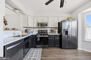 30 Parkhill Pl, Baltimore, MD 21236 - Photo 5