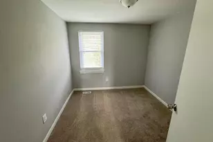 9226 Throgmorton Rd, Baltimore, MD 21234 - Photo 17