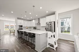 10911 Beckenham St, Middle River, MD 21220 - Photo 11