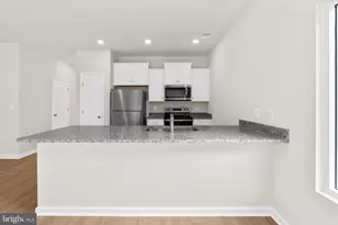 8127 Bartholomew Ct, Baltimore, MD 21206 - Photo 7