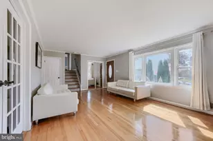 114 Seminary Ave E, Lutherville Timonium, MD 21093 - Photo 5