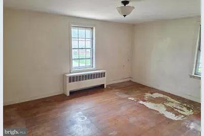 7512 Rocksham Drive, Baltimore, MD 21286 - Photo 9