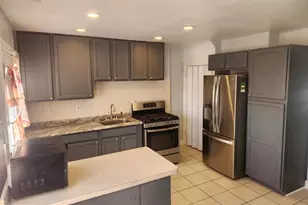 4435 Scotia Rd, Baltimore, MD 21227 - Photo 3