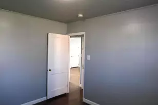 8220 Cornwall Rd, Baltimore, MD 21222 - Photo 15