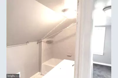 8220 Cornwall Road, Baltimore, MD 21222 - Photo 13