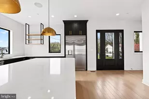 2708 6th St, Sparrows Point, MD 21219 - Photo 21