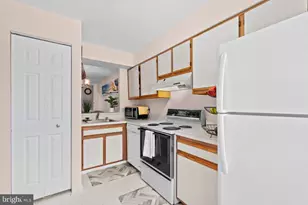 2125 Cedar Barn Way, Baltimore, MD 21244 - Photo 5
