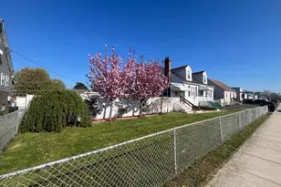 3206 Lynch Rd, Baltimore, MD 21219 - Photo 3