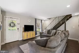 17 Woodenbridge Ct, Reisterstown, MD 21136 - Photo 7