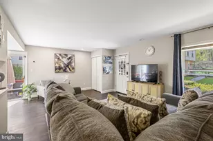 17 Woodenbridge Ct, Reisterstown, MD 21136 - Photo 9