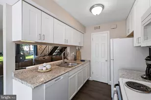 17 Woodenbridge Ct, Reisterstown, MD 21136 - Photo 15