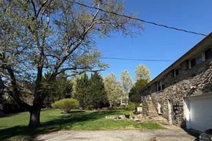 536 Hampton Ln, Towson, MD 21286 - Photo 3