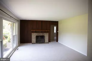 536 Hampton Ln, Towson, MD 21286 - Photo 5