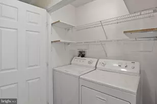 4404 Silverbrook Ln, Owings Mills, MD 21117 - Photo 25