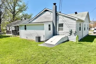 557 Compass Rd, Middle River, MD 21220 - Photo 25