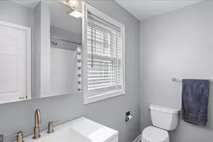 9120 Hinton Ave, Sparrows Point, MD 21219 - Photo 15