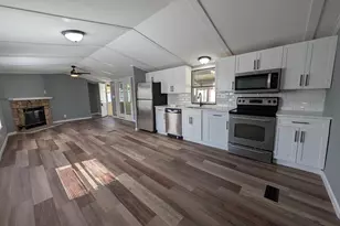 713 Gregwood Ct, Dundalk, MD 21222 - Photo 1