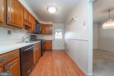 1107 Regina Drive, Baltimore, MD 21227 - Photo 9