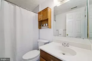 216 Long Cove Ln, Essex, MD 21221 - Photo 13
