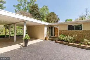 3915 Longmoor Cir, Phoenix, MD 21131 - Photo 3