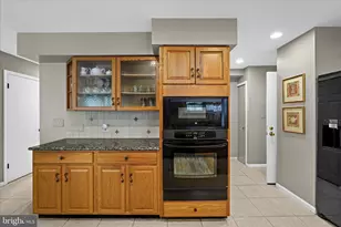 3904 Thoroughbred Ln, Owings Mills, MD 21117 - Photo 29