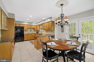 3904 Thoroughbred Ln, Owings Mills, MD 21117 - Photo 21