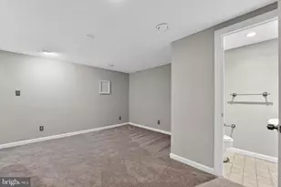 14 Pickens, Baltimore, MD 21236 - Photo 25
