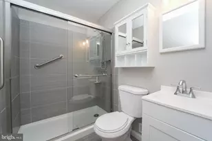 5916 Robindale, Baltimore, MD 21228 - Photo 25