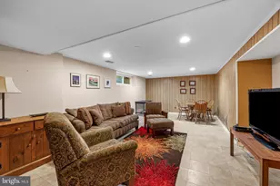 618 Lake Dr, Baltimore, MD 21286 - Photo 29