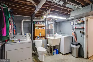 900 Renfrew St, Baltimore, MD 21221 - Photo 29