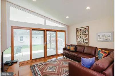 8403 Topping, Baltimore, MD 21208 - Photo 11