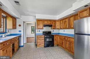 1912 Queensway, Baltimore, MD 21222 - Photo 13