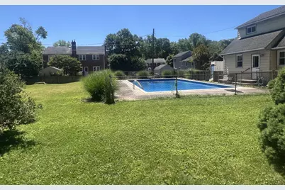8203 Boman Court, Towson, MD 21204 - Photo 5