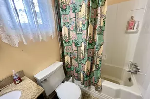 8203 Boman Ct, Towson, MD 21204 - Photo 35