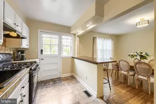 8152 Glen Gary Rd, Towson, MD 21286 - Photo 9