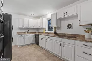 8413 Old Harford Rd, Parkville, MD 21234 - Photo 9