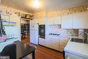 2451 Forest Green Rd, Baltimore, MD 21209 - Photo 15