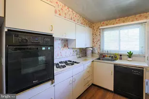 2451 Forest Green Rd, Baltimore, MD 21209 - Photo 17