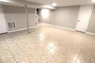 5819 Westwood Ave, Baltimore, MD 21206 - Photo 17