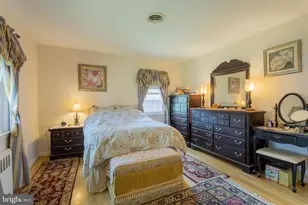 6607 Baythorne Rd, Baltimore, MD 21209 - Photo 17
