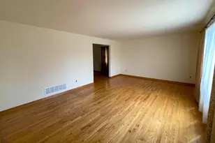 9207 Gardenia Rd, Baltimore, MD 21236 - Photo 3