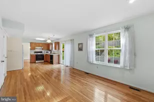2208 Tall Pines Ct, Baltimore, MD 21228 - Photo 11