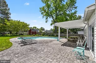 2513 Maple Rd, Baltimore, MD 21219 - Photo 23