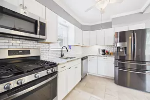 3739 Lochearn Dr, Baltimore, MD 21207 - Photo 9