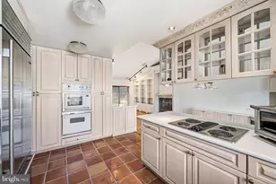 8009 Melody Ln, Baltimore, MD 21208 - Photo 21