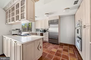 8009 Melody Ln, Baltimore, MD 21208 - Photo 17