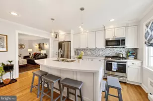425 Murdock Rd, Baltimore, MD 21212 - Photo 11