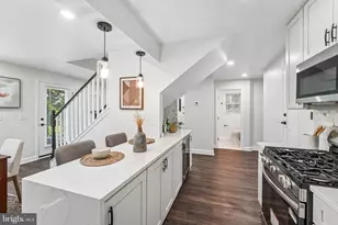 2502 Parkview Rd, Gwynn Oak, MD 21207 - Photo 9